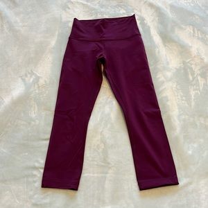 Lululemon Wunder Under High Rise Crop Size 4.